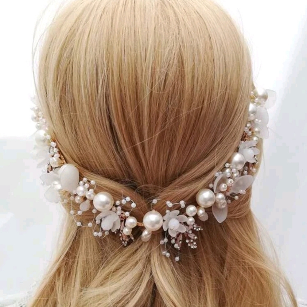 Pearl headpiece